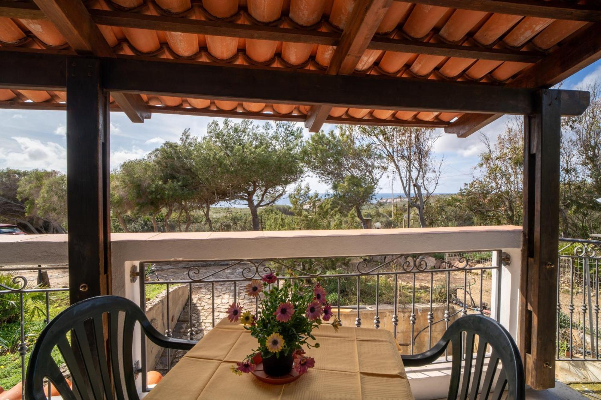 Casa Vacanze Cala Sapone SantʼAntìoco Exteriör bild