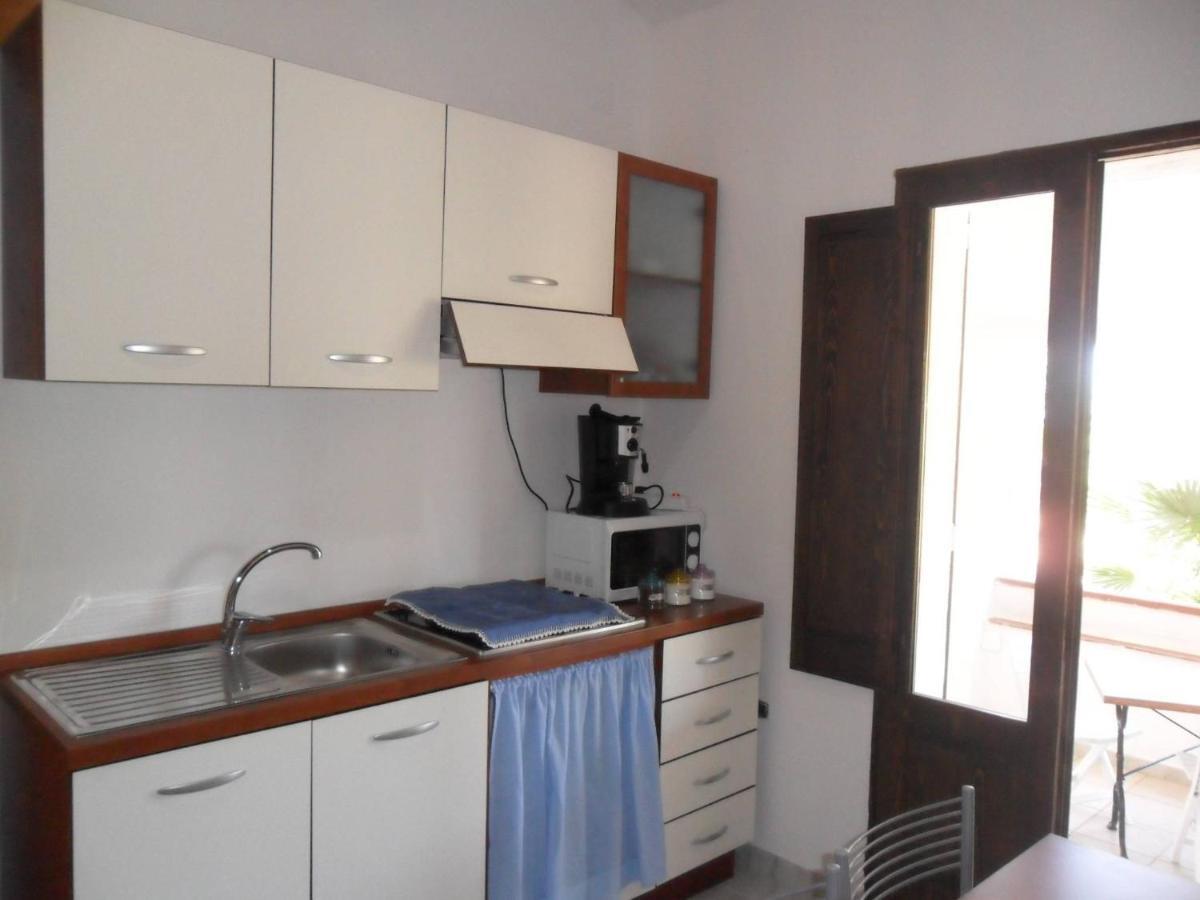 Casa Vacanze Cala Sapone SantʼAntìoco Exteriör bild
