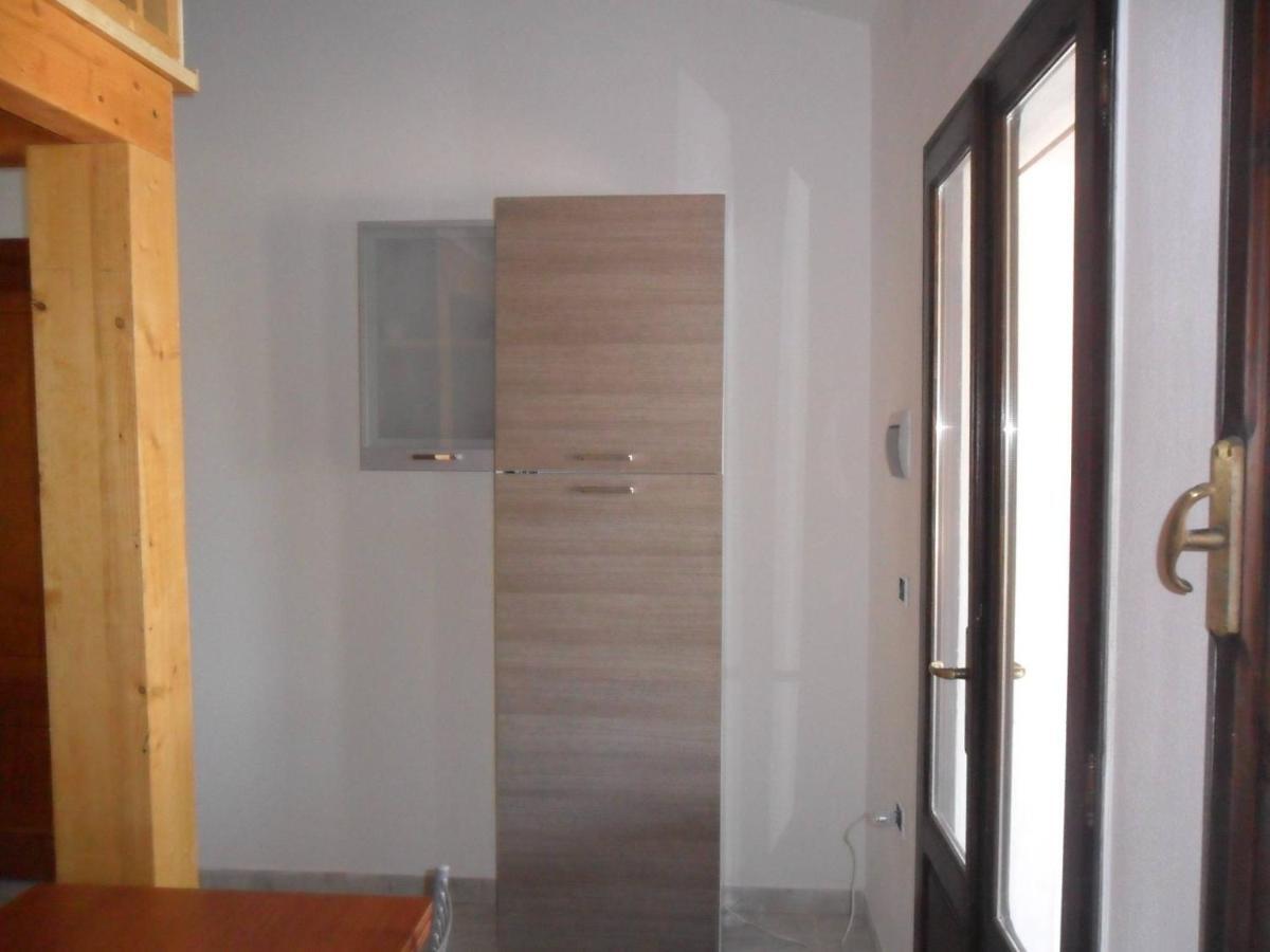 Casa Vacanze Cala Sapone SantʼAntìoco Exteriör bild